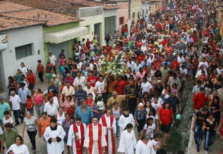  Multidão de devotos participarão da procissão de São Sebastião